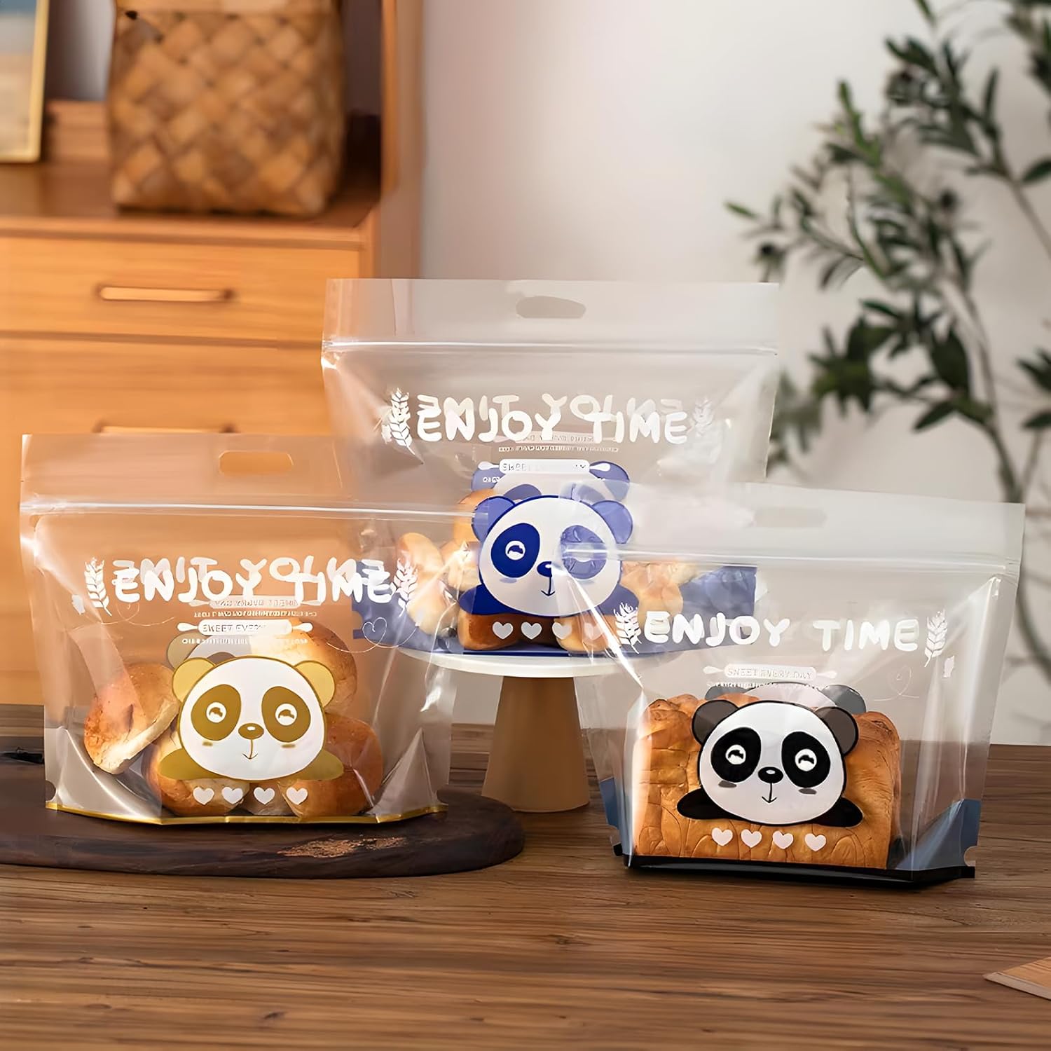 Bread bags with zipper closure