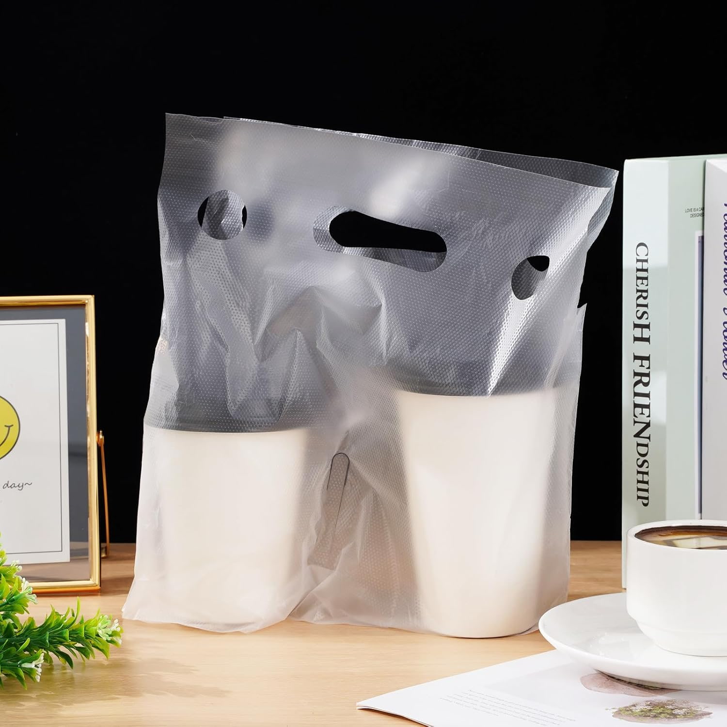 Beverage plastic bags, a new trend in portable packaging